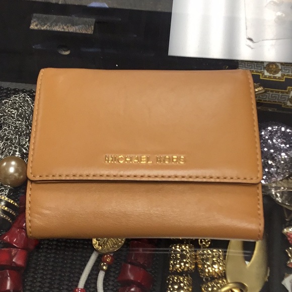 Michael Kors Tan Wallet - Picture 3 of 7